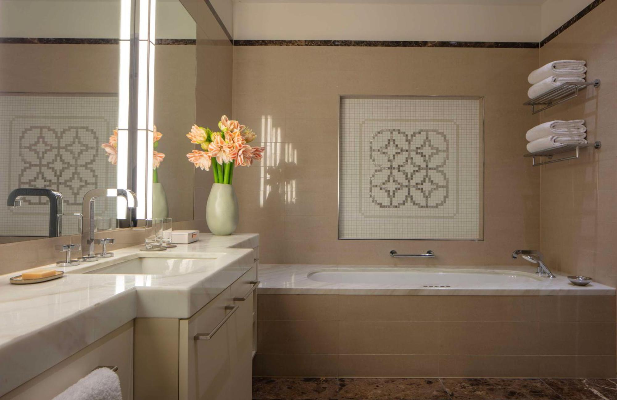 Junior Suite,1651184608:JPEG